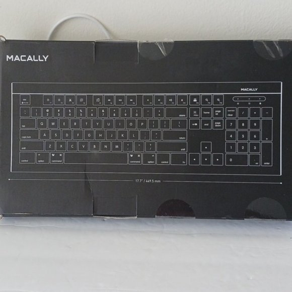Macally 104 key full size USB Keyboard for Mac and PC in white - Picture 10 of 10